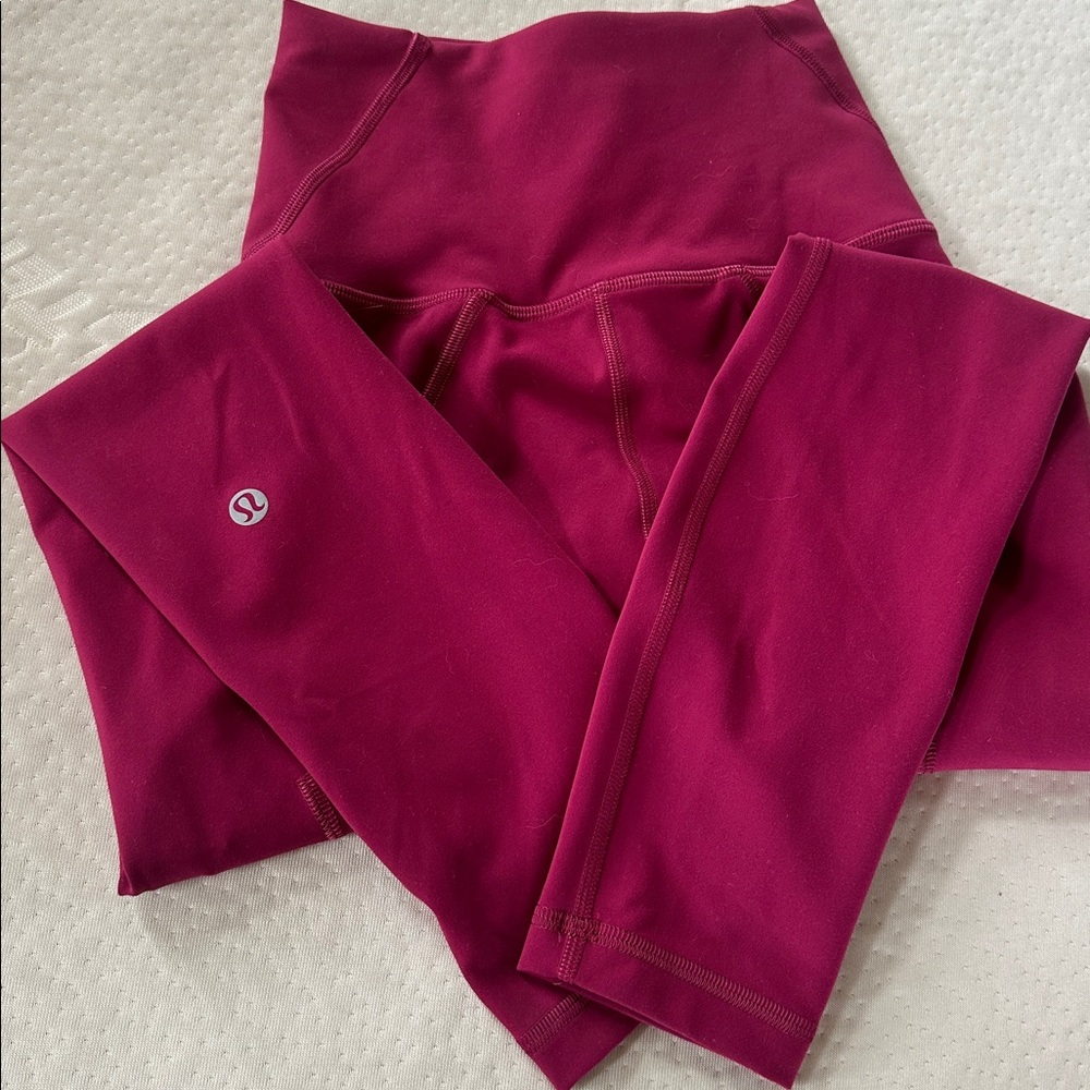 Lululemon Base Pace High-Rise Crop 23"